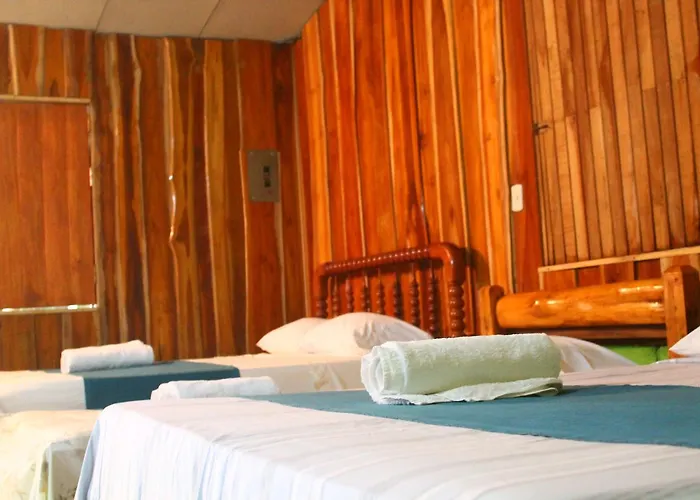 Cabinas Loma Clara Lodge